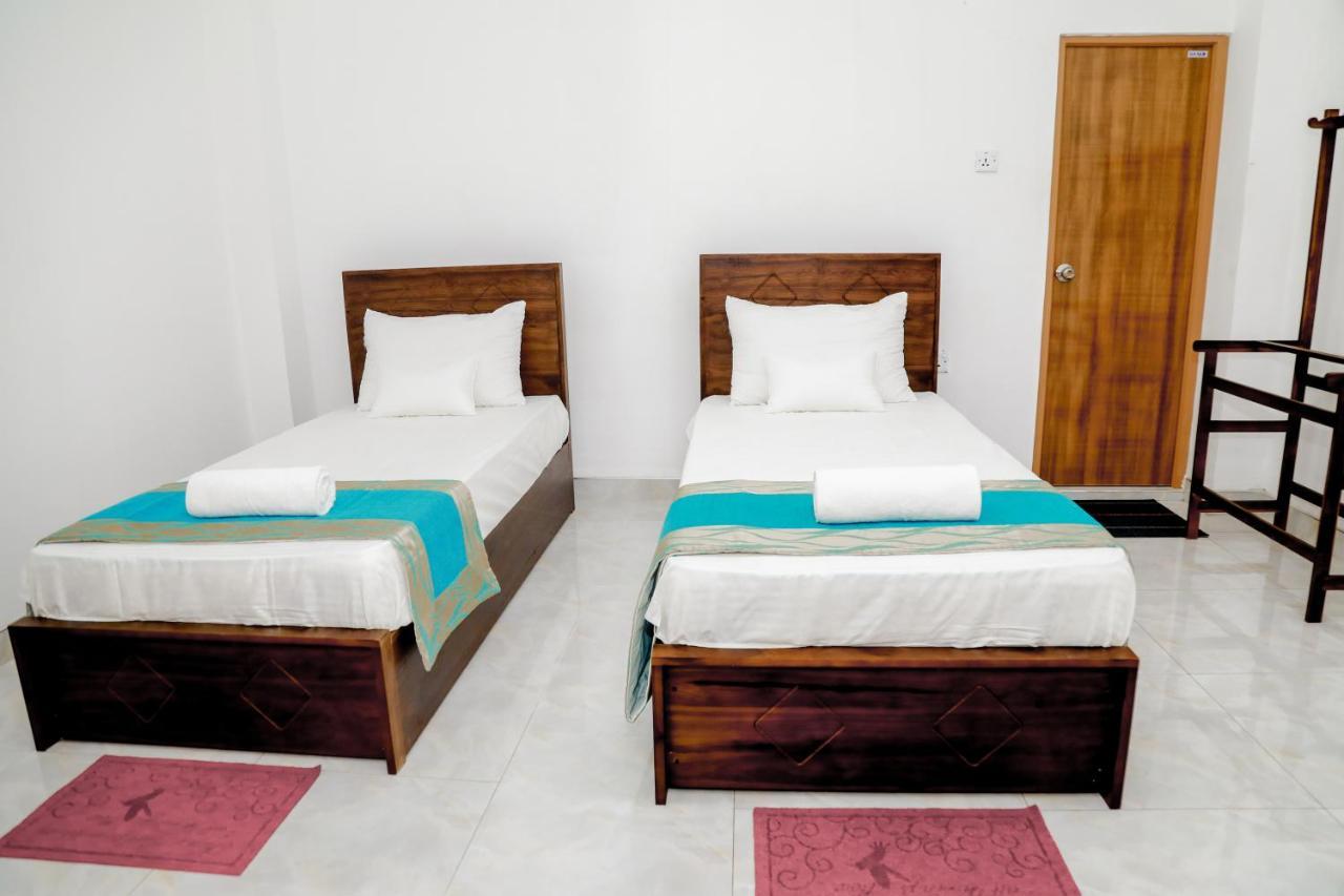 Araliya Lagoon Park Resort Negombo Exterior foto